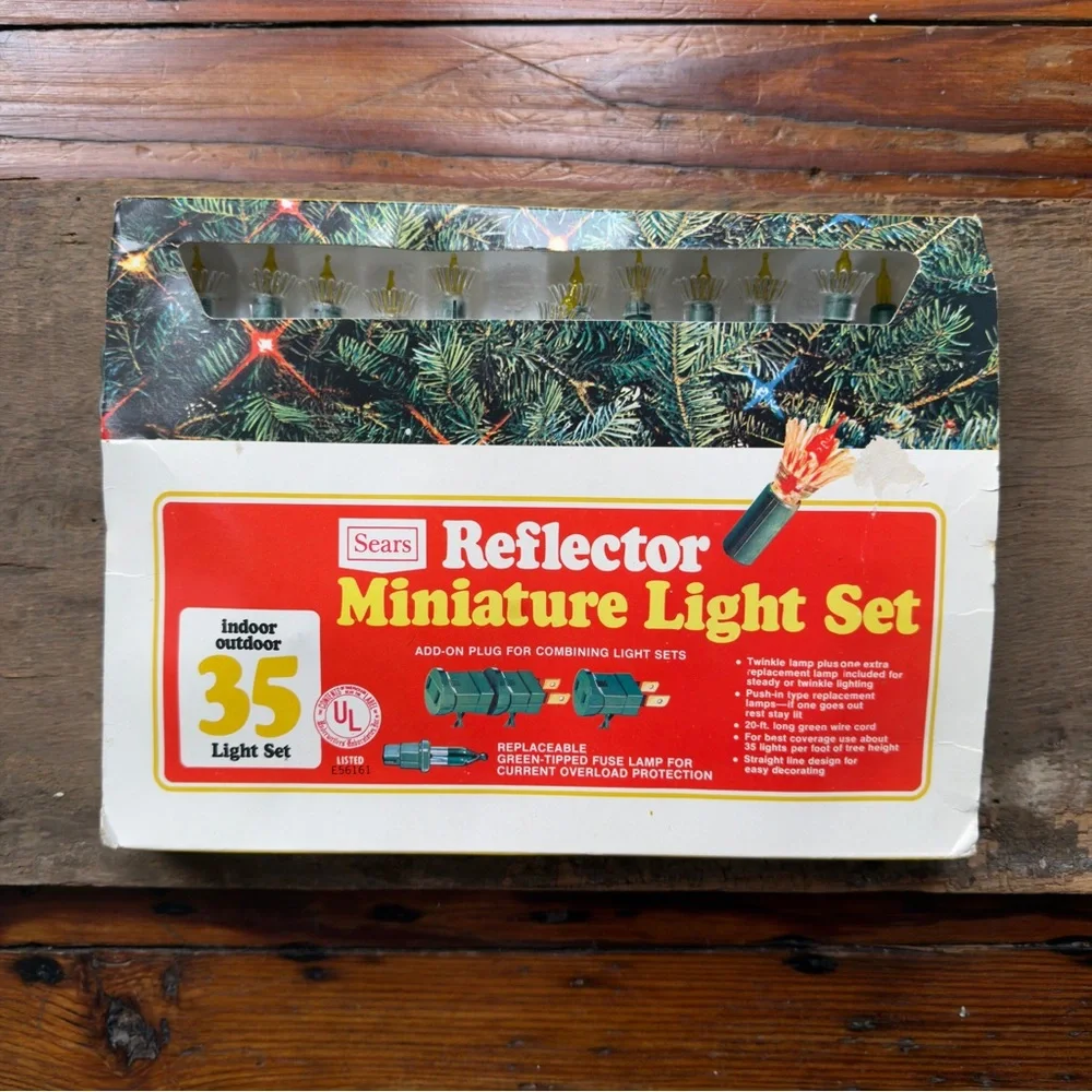 Vintage Sears Reflector Miniature Light Set in Amber: indoor/outdoor 35ct 20ft